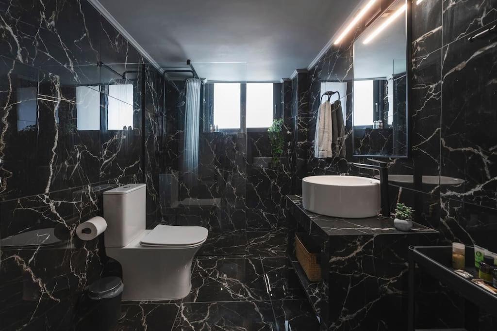 Beautiful Apt In Glyfada Center, Papandreou Street Athens Exterior photo